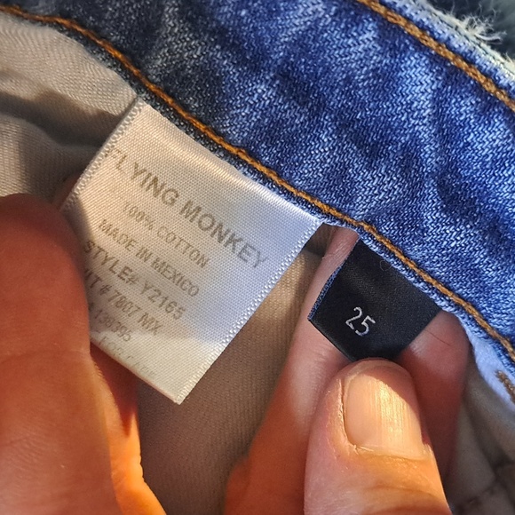 Flying Monkey Distressed Jean Shorts - Size 25 - Picture 8 of 8